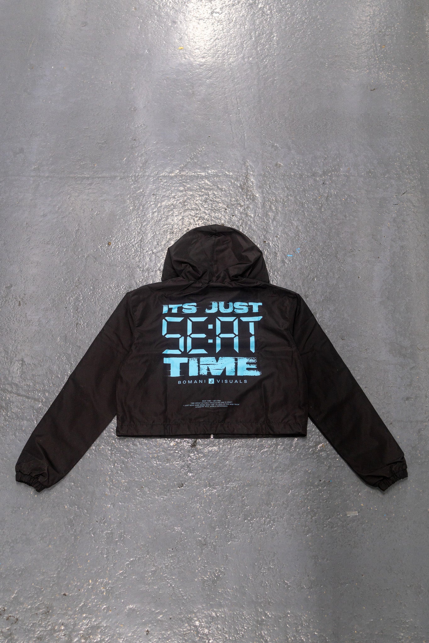 Tiffany:Black Windbreaker