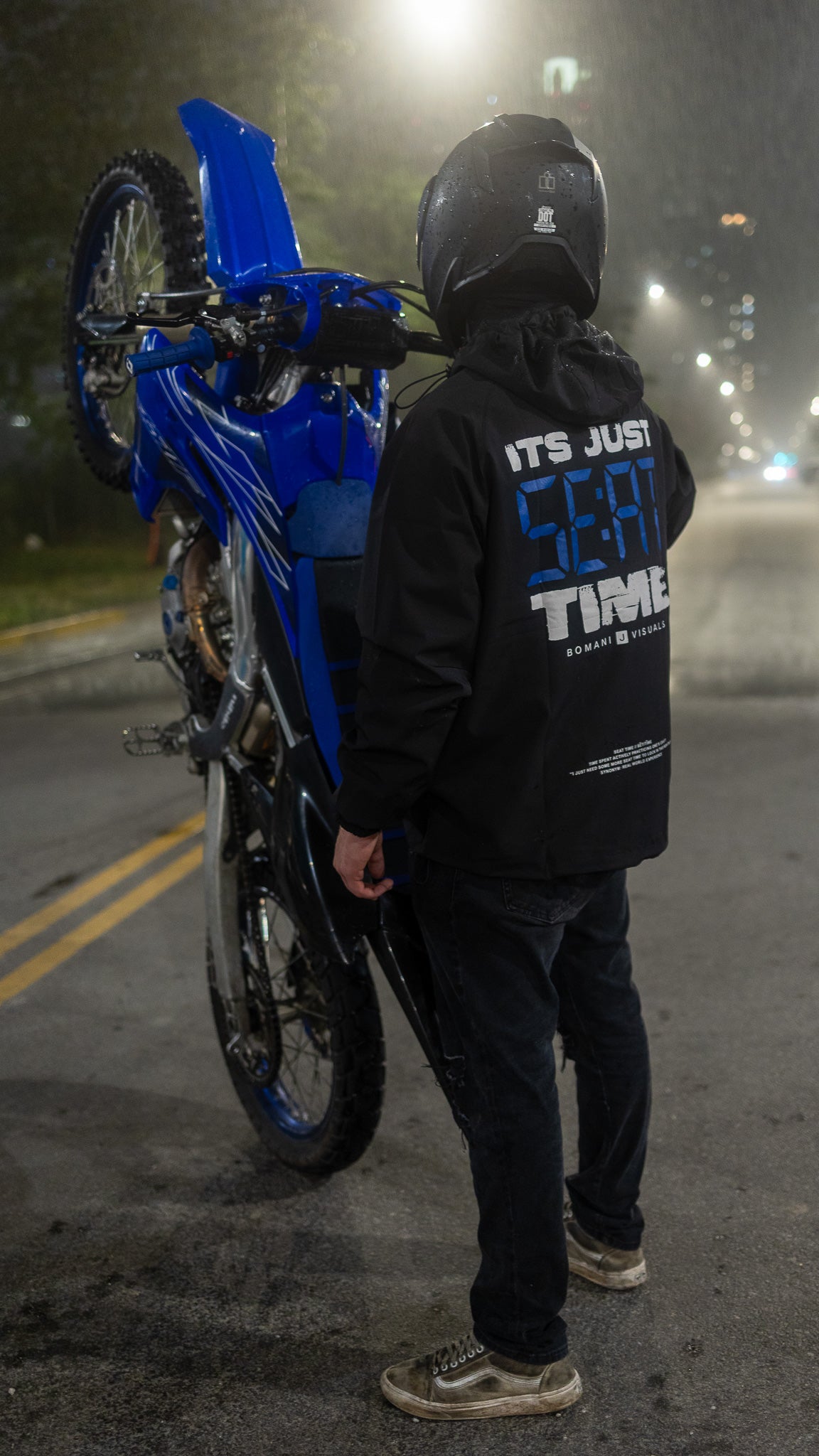V1 Windbreaker